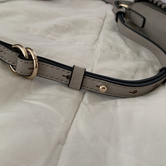 Gap Grey Saddle Stitch Crossbody Bag - Picture 7 of 9